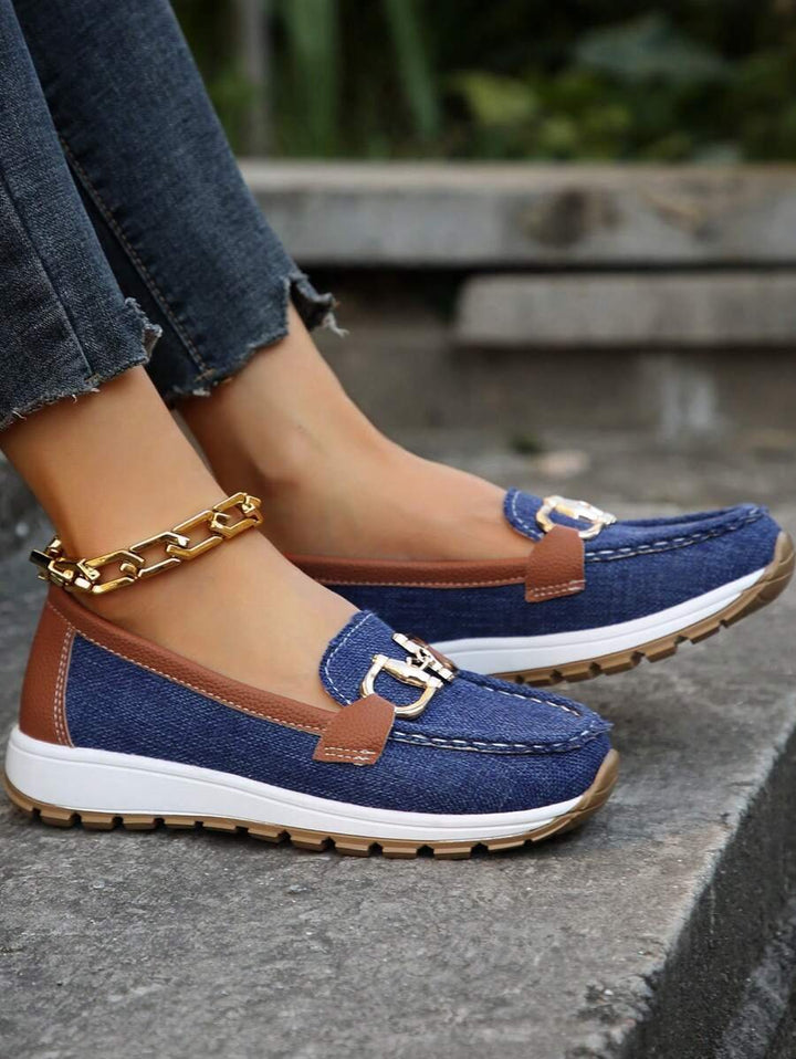 Clara | Orthopädische Slip-on-Mokassins mit elegantem Metalldetail