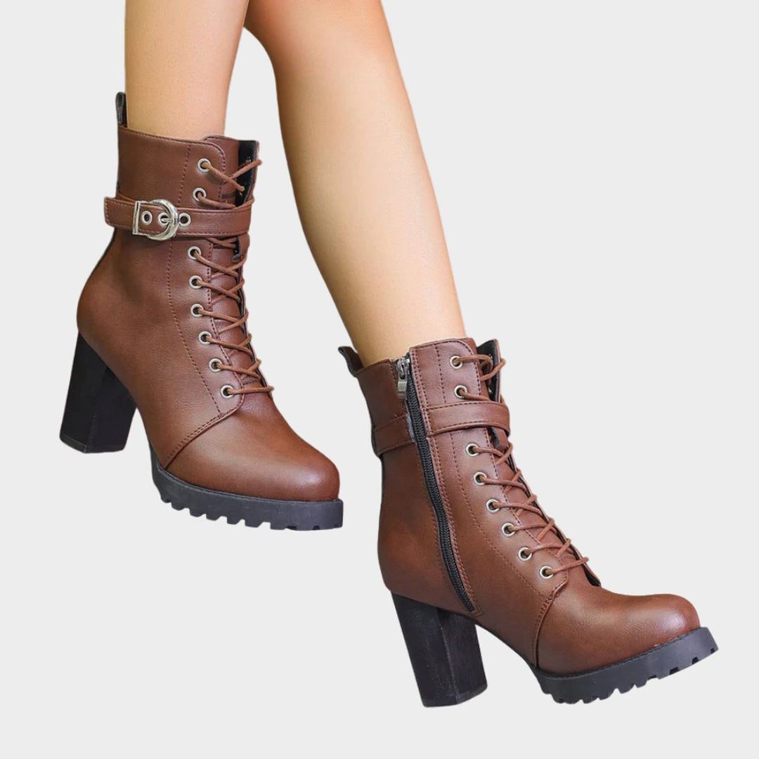 Freya | Stivaletti con Zeppa Punta Aperta e Fibbie Vintage