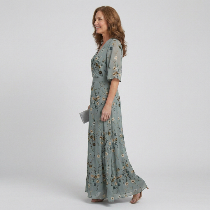 Selora | Maxi Dress – Halter Bloom Flow Style