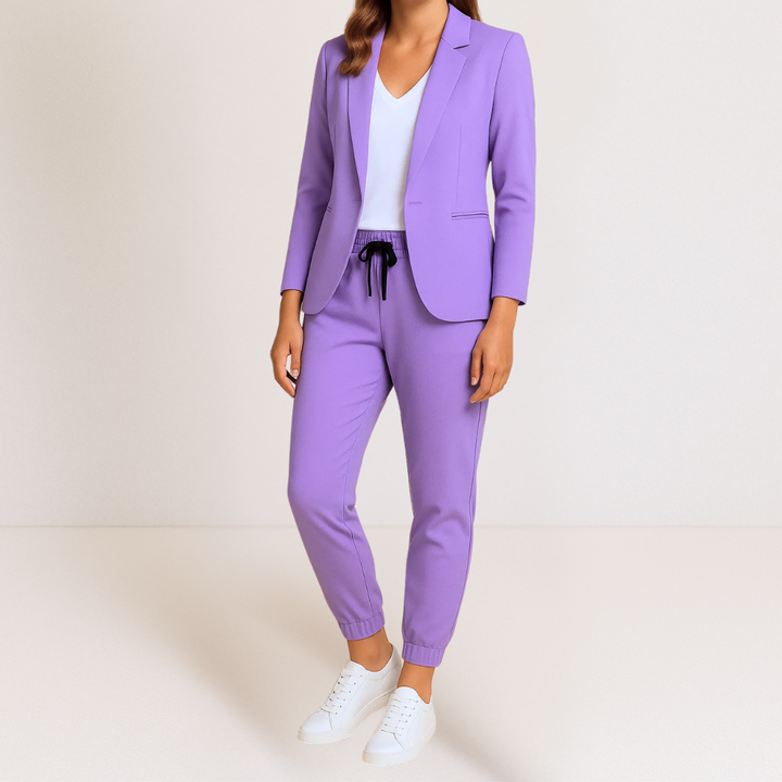Camilla | Women's suit with blazer and jogger pants