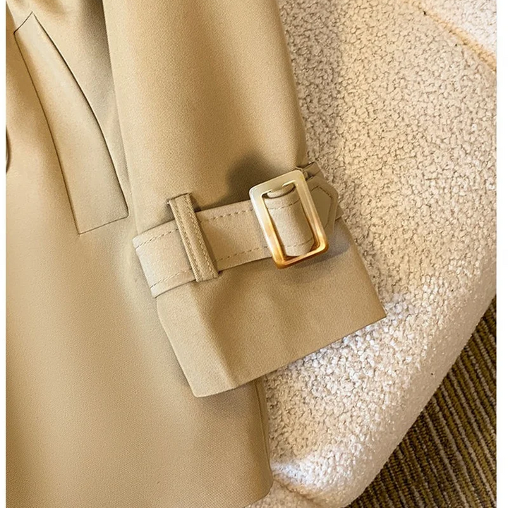 Camila | Elegant and timeless autumn trench coat