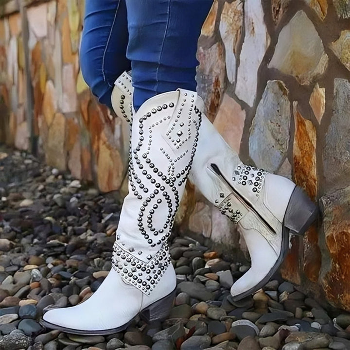 Jessika | Knielange Westernstiefel mit Nieten und spitzer Zehenpartie