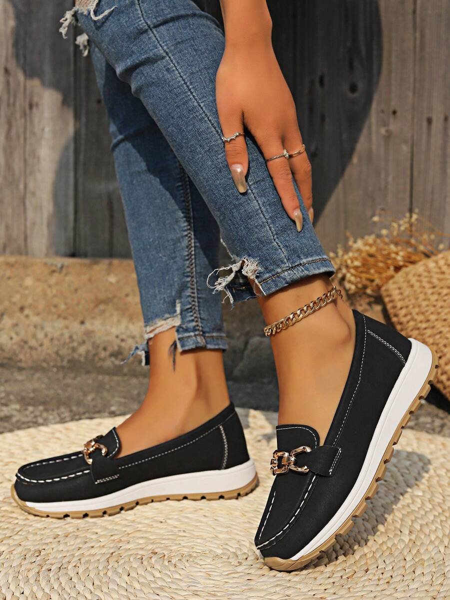 Clara | Orthopädische Slip-on-Mokassins mit elegantem Metalldetail