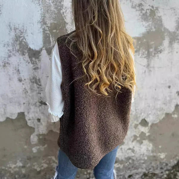 Camilla | Gilet Donna con Bottoni Frontali Elegante e Versatile