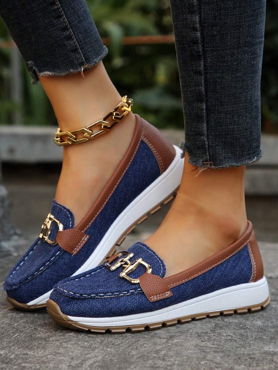 Clara | Orthopädische Slip-on-Mokassins mit elegantem Metalldetail
