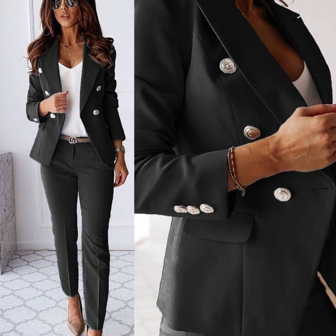 Eleonora | Elegant women's suit with a double-breasted blazer