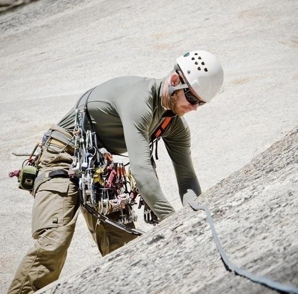 Alpina | Ergonomic Lightweight Men’s Hiking Trousers 3
