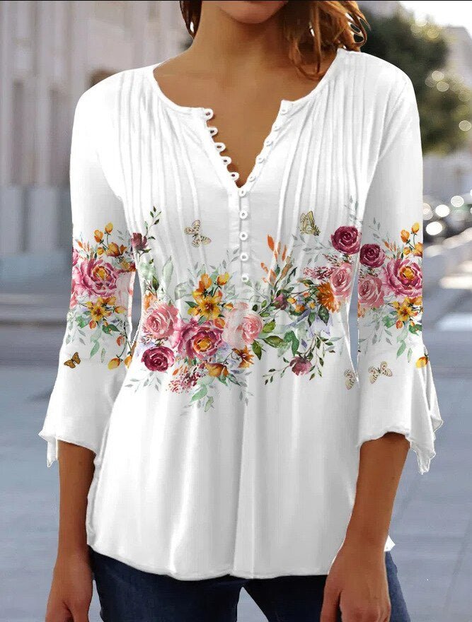 Amelia | Elegante e traspirante camicetta Henley a fantasia floreale 1
