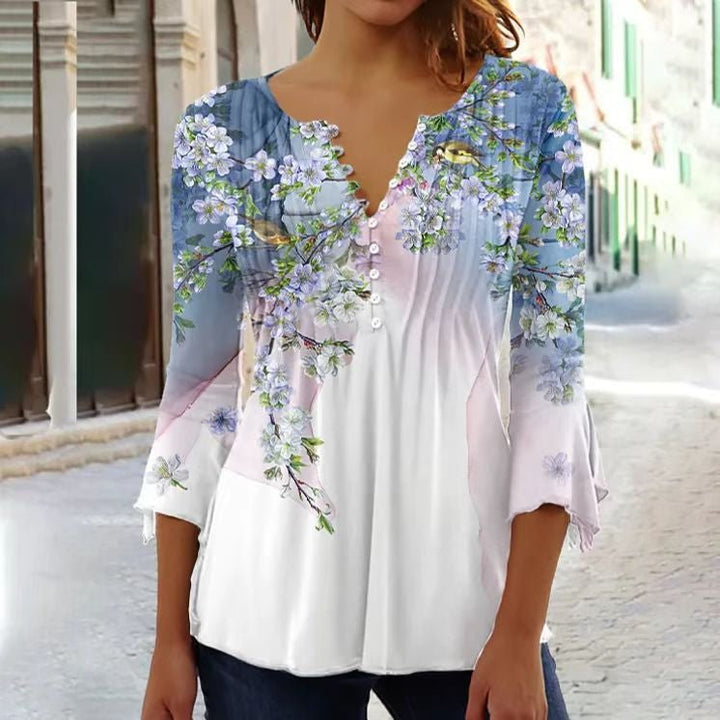 Amelia | Elegante e traspirante camicetta Henley a fantasia floreale 6