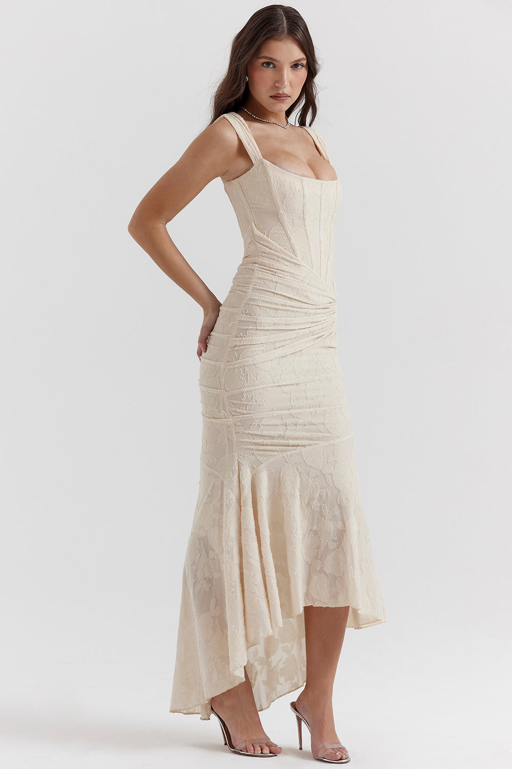 Aurelia | Abito da Sposa Elegante Aderente in Pizzo Senza Maniche 8