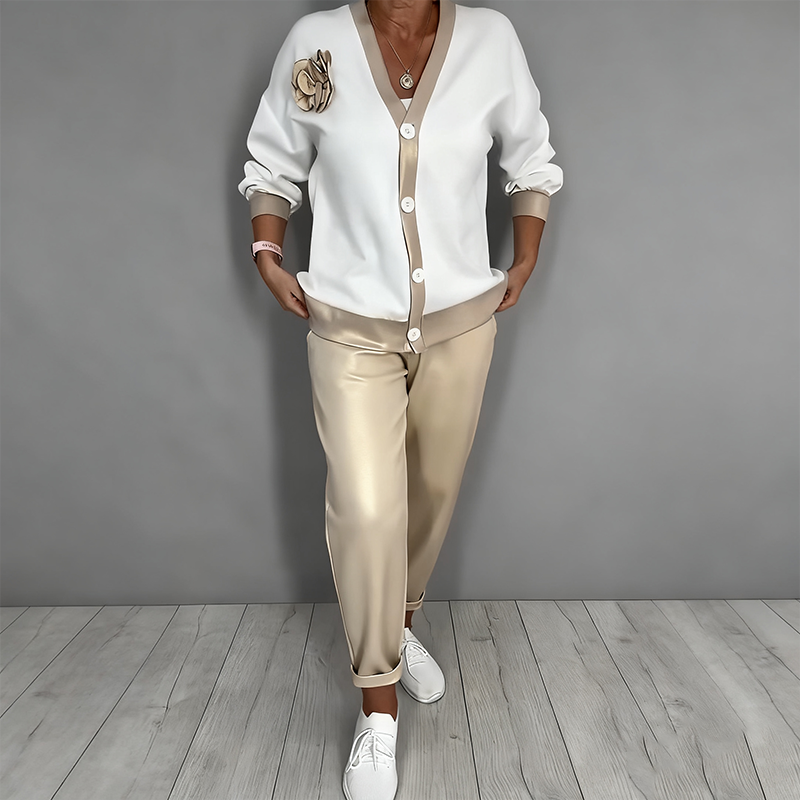 Bella | Elegante e Versatile Twin Set Maglia e Cardigan con Dettagli Floreali 0