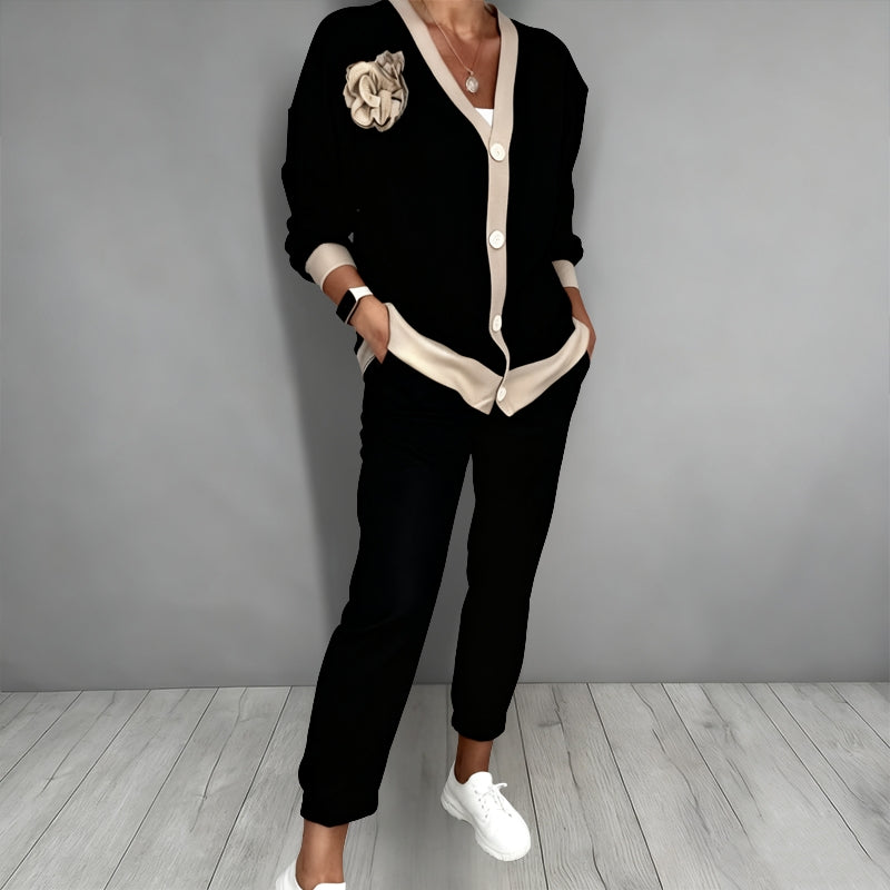 Bella | Elegante e Versatile Twin Set Maglia e Cardigan con Dettagli Floreali 1