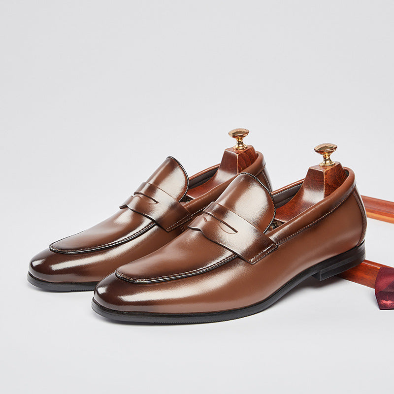 Brillante | Elegante e Versatile Mocassino Uomo - Finitura Lucida e Design Classico 0