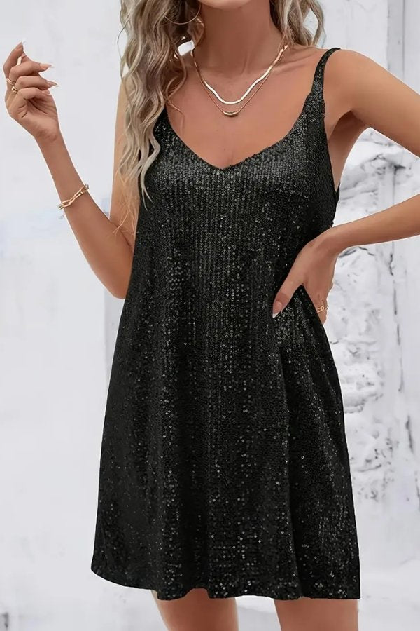 Camila | Mini abito da festa con paillettes scintillanti 10