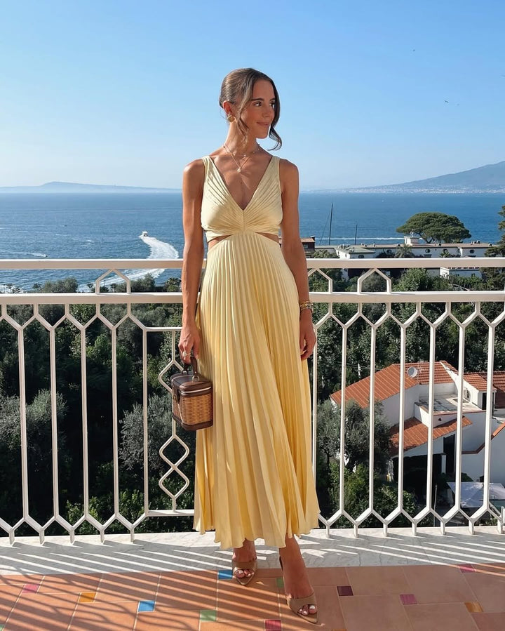Charlotte | Elegante abito lungo plissettato con cut-out 1