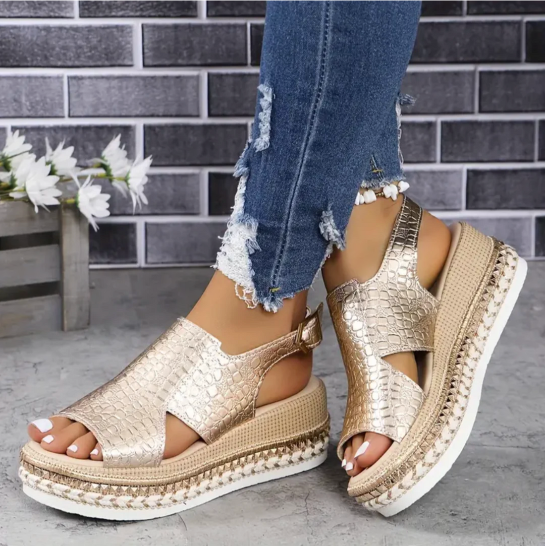 Chloé | Eleganti e Comodi Sandali Donna in Pelle Italiana 1