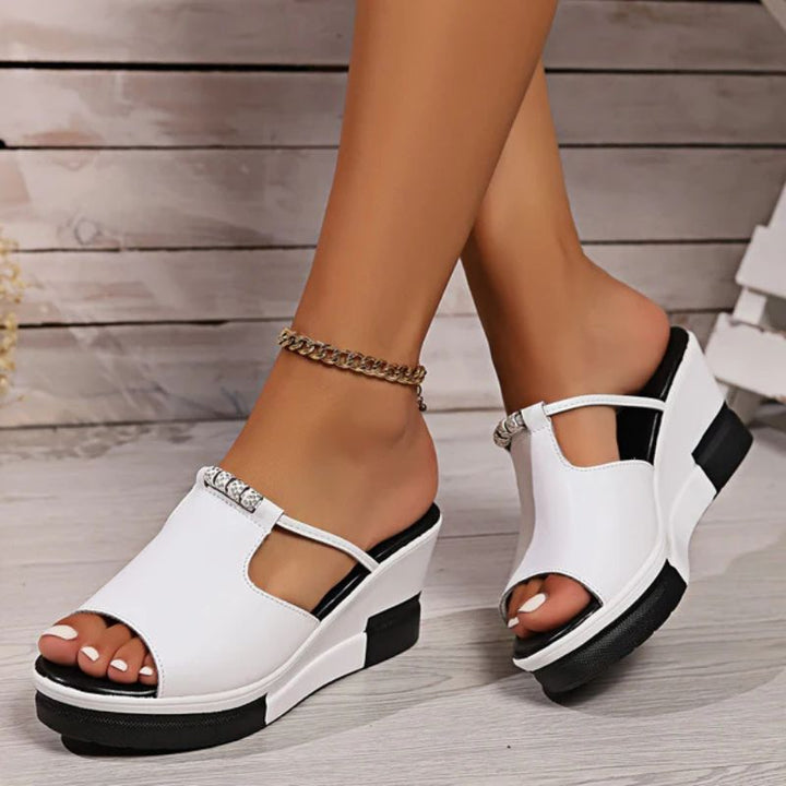 Clara | Eleganti e Comodi Sandali Estivi con Plateau 6