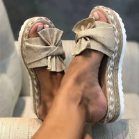 Lily | Sandali con zeppa dal fascino intramontabile e comfort elevato