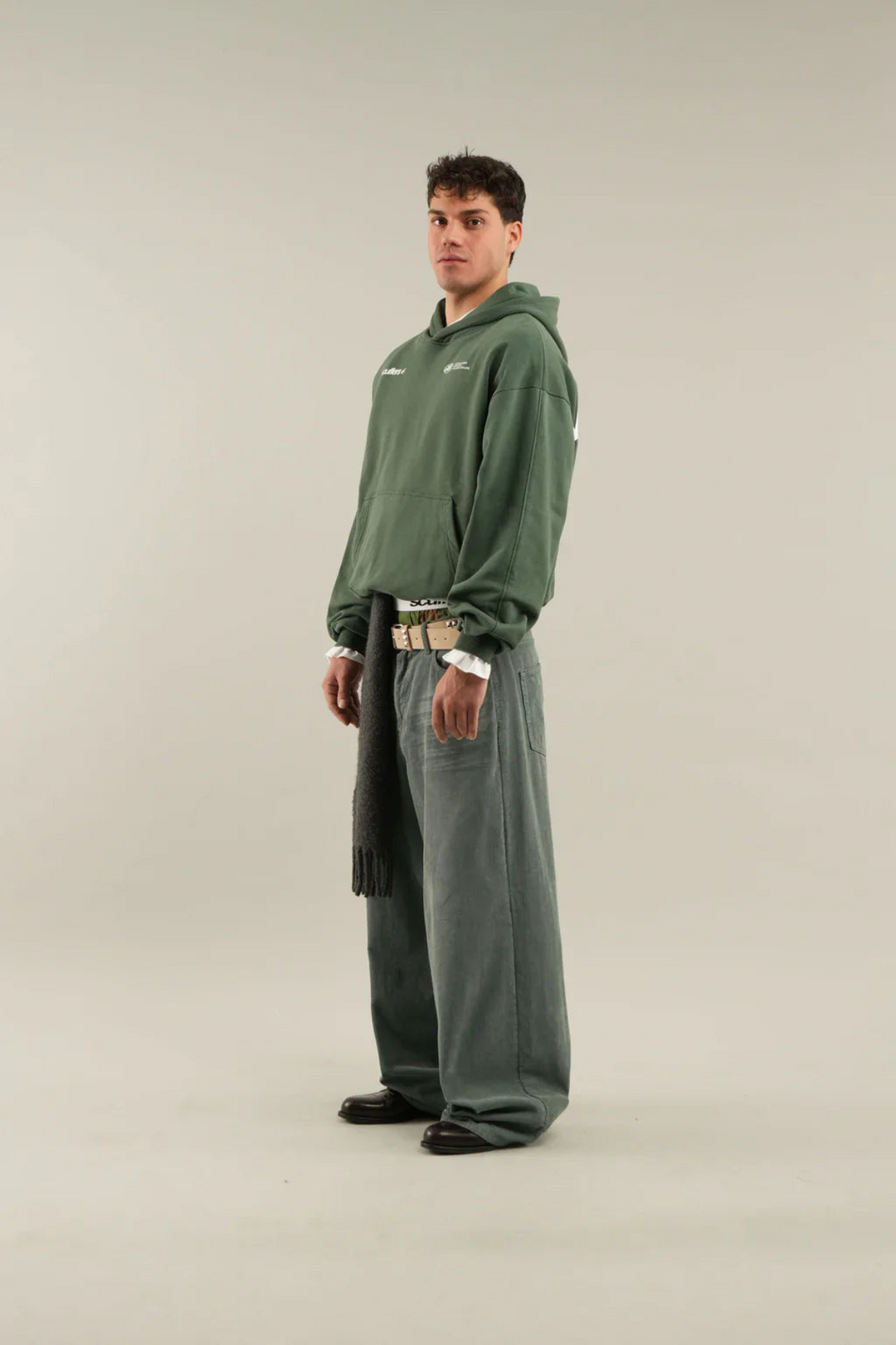 Elio | Felpa Uomo con Cappuccio – Elegante, Confortevole & Versatile 2