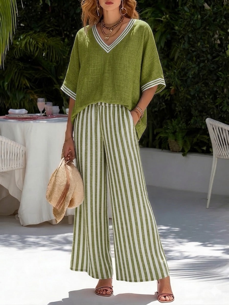 Elysia | Elegante e Leggero Set Estivo con Top a Scollo a V e Pantaloni a Gamba Larga 4