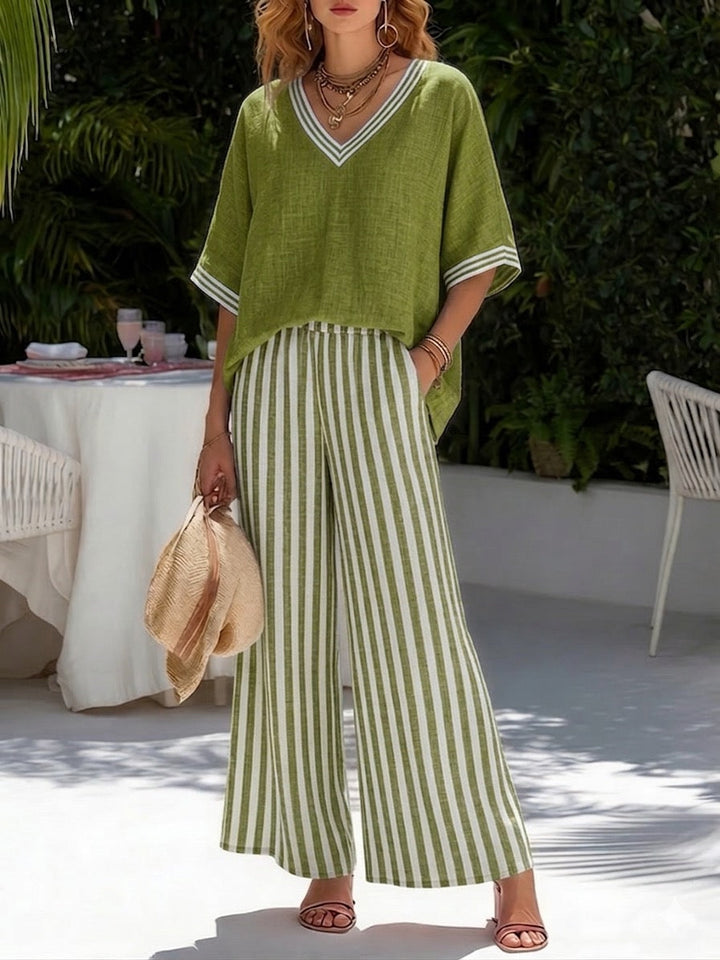 Elysia | Elegante e Leggero Set Estivo con Top a Scollo a V e Pantaloni a Gamba Larga 4