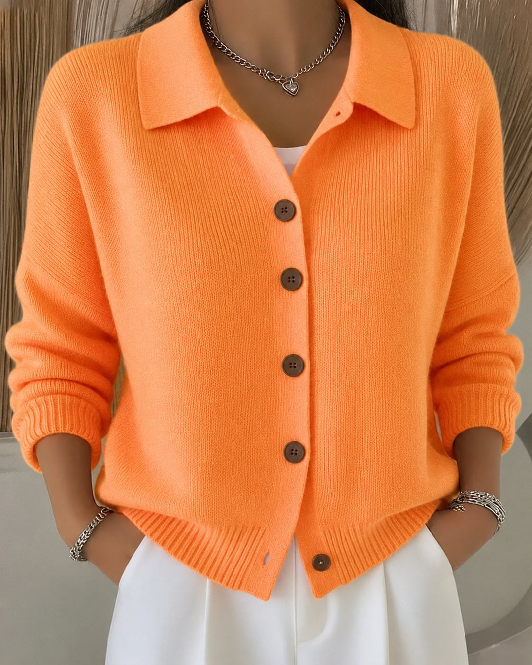 Emma | Cardigan da donna in maglia con colletto e bottoni, vestibilità comoda 4