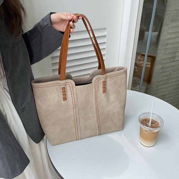 Emma | Elegante borsa tote in ecopelle 3