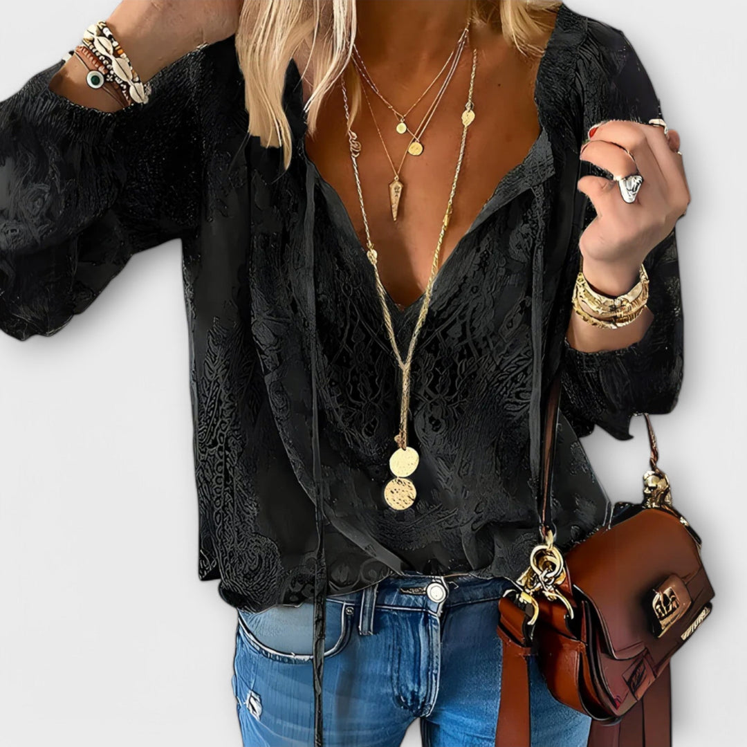 Fiorenza | Elegante Blusa in Pizzo con Scollo a V e Maniche Lunghe 1
