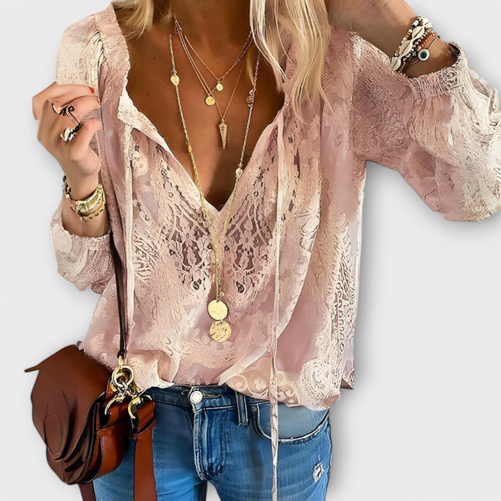 Fiorenza | Elegante Blusa in Pizzo con Scollo a V e Maniche Lunghe 3