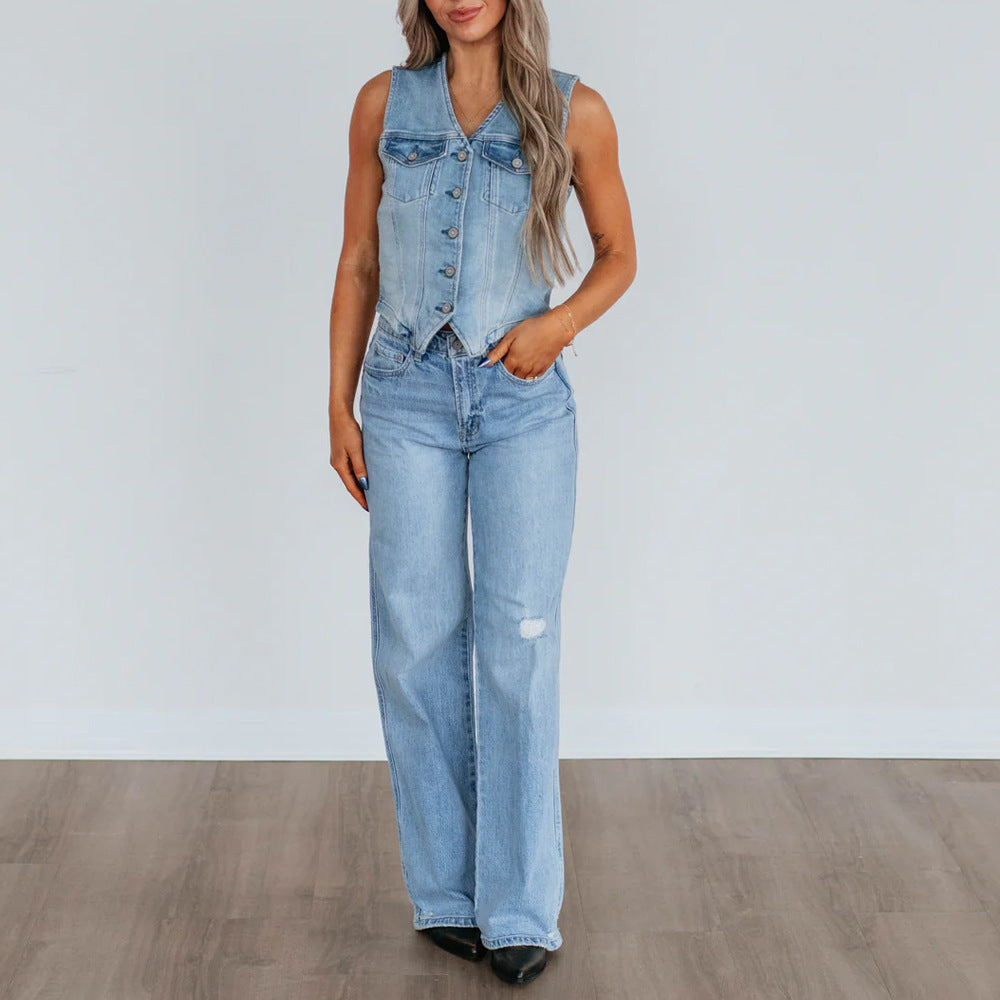 Gilet da donna in denim con abbottonatura frontale e dettagli di taglio moderni. 3