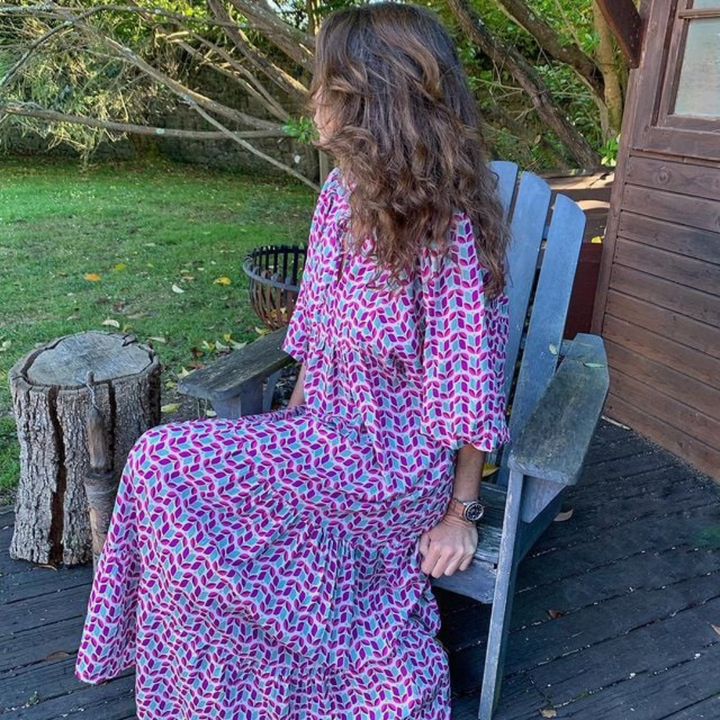 Giulia | Maxi Abito Boho Chic – Stampa Geometrica, Maniche a Sbuffo &amp; Scollo a V Femminile 12