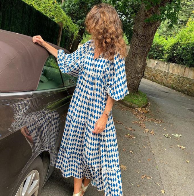 Giulia | Maxi Abito Boho Chic – Stampa Geometrica, Maniche a Sbuffo &amp; Scollo a V Femminile 4