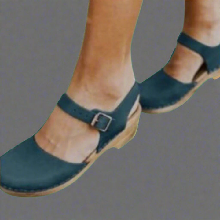 Isabella | Eleganti e Versatili Zoccoli da Donna con Plateau 2