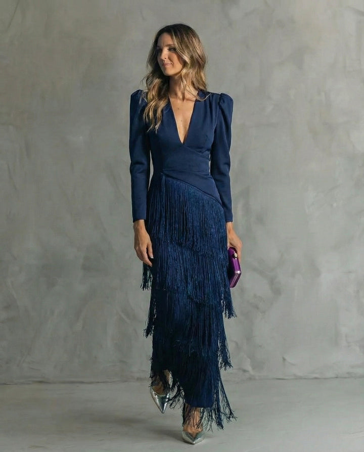 Isadora | Elegante Abito Maxi con Scollo a V e Frange per Occasioni Speciali 2