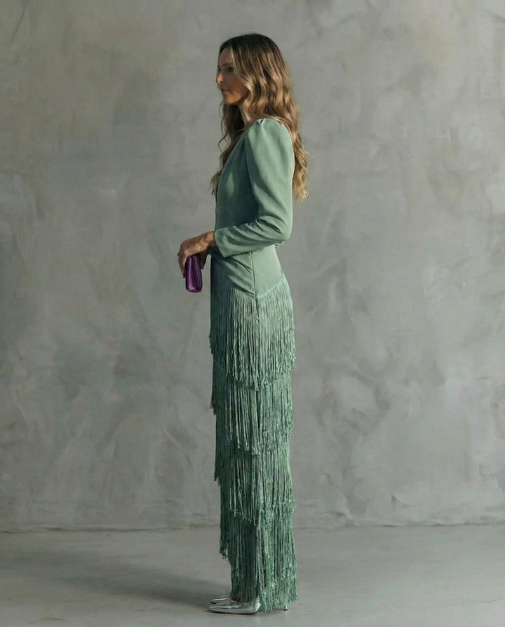 Isadora | Elegante Abito Maxi con Scollo a V e Frange per Occasioni Speciali 4