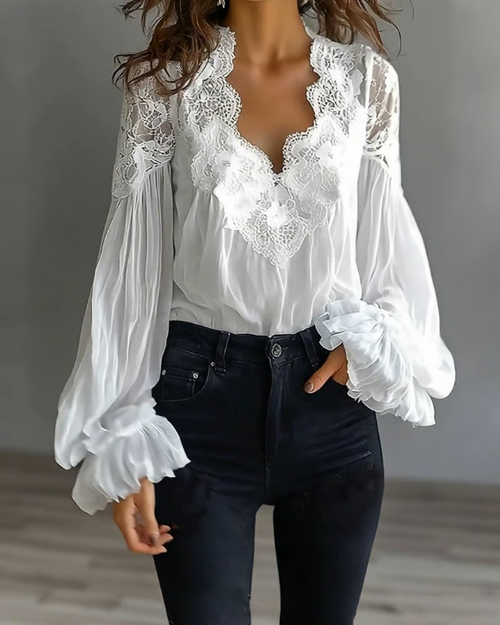 Katia | Blusa Donna Elegante con Pizzo Floreale e Maniche a Lanterna 4