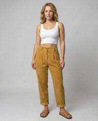 Chiara | Modern and comfortable high-waisted corduroy pants