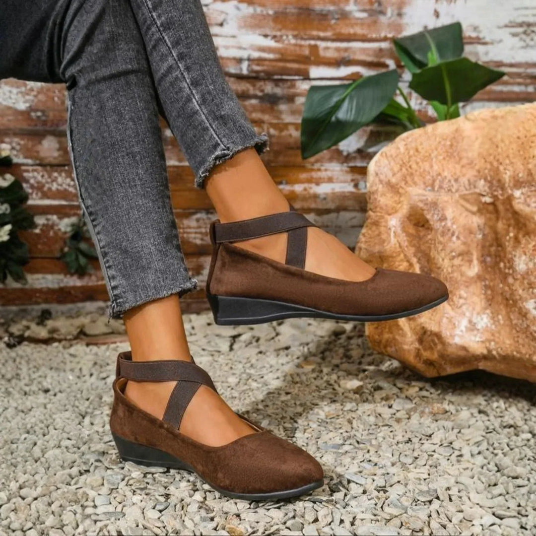 Klaudia | Eleganti Ballerine con Tacco Nere per Donna, Comode e Flessibili 2