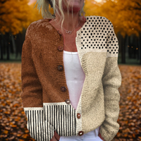Mila | Cardigan in maglia a pois chic ed elegante