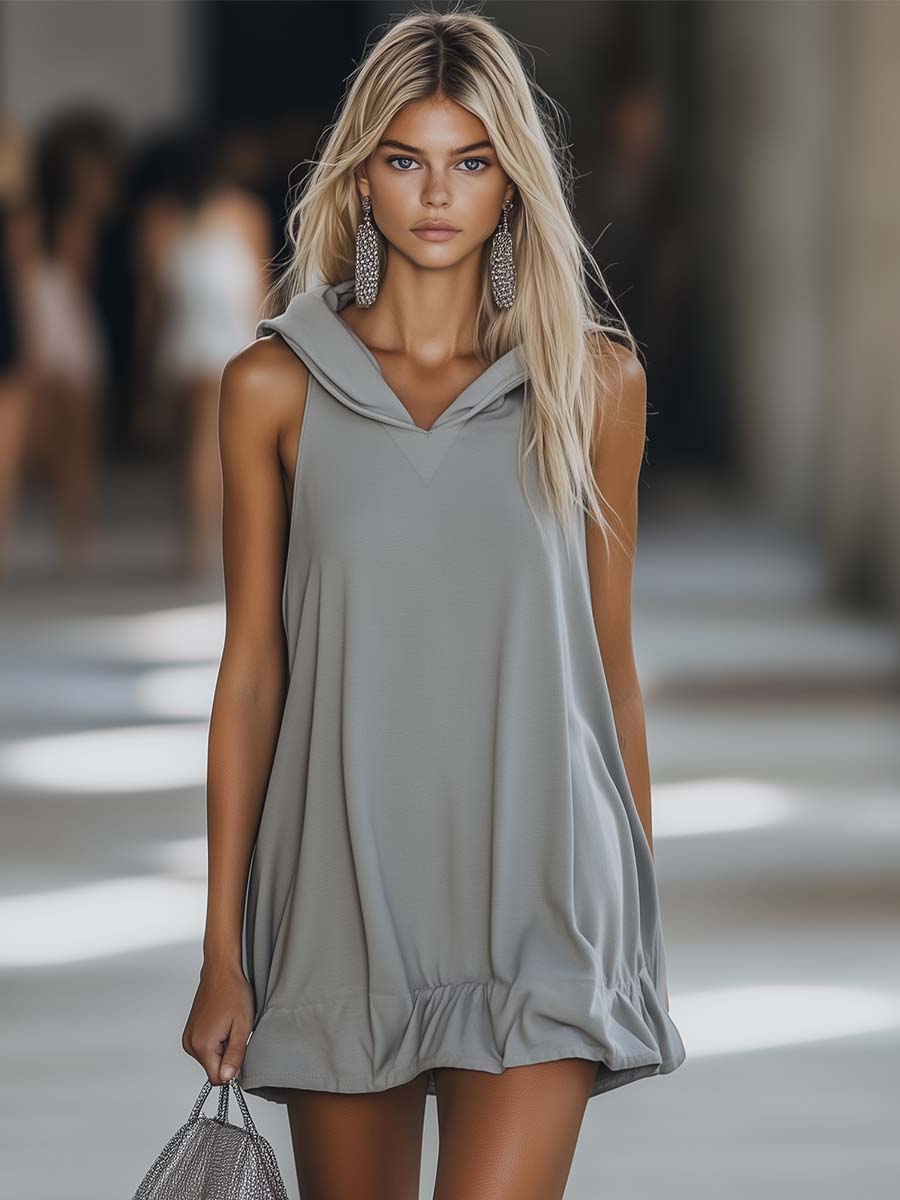 Lena | Comodo e Versatile Miniabito con Cappuccio per Ogni Occasione 1