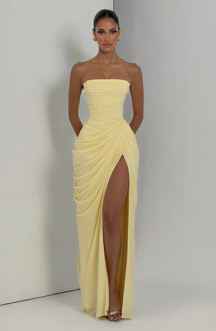 Liora | Abito Maxi Senza Spalline Elegante Fluido Glamour 7