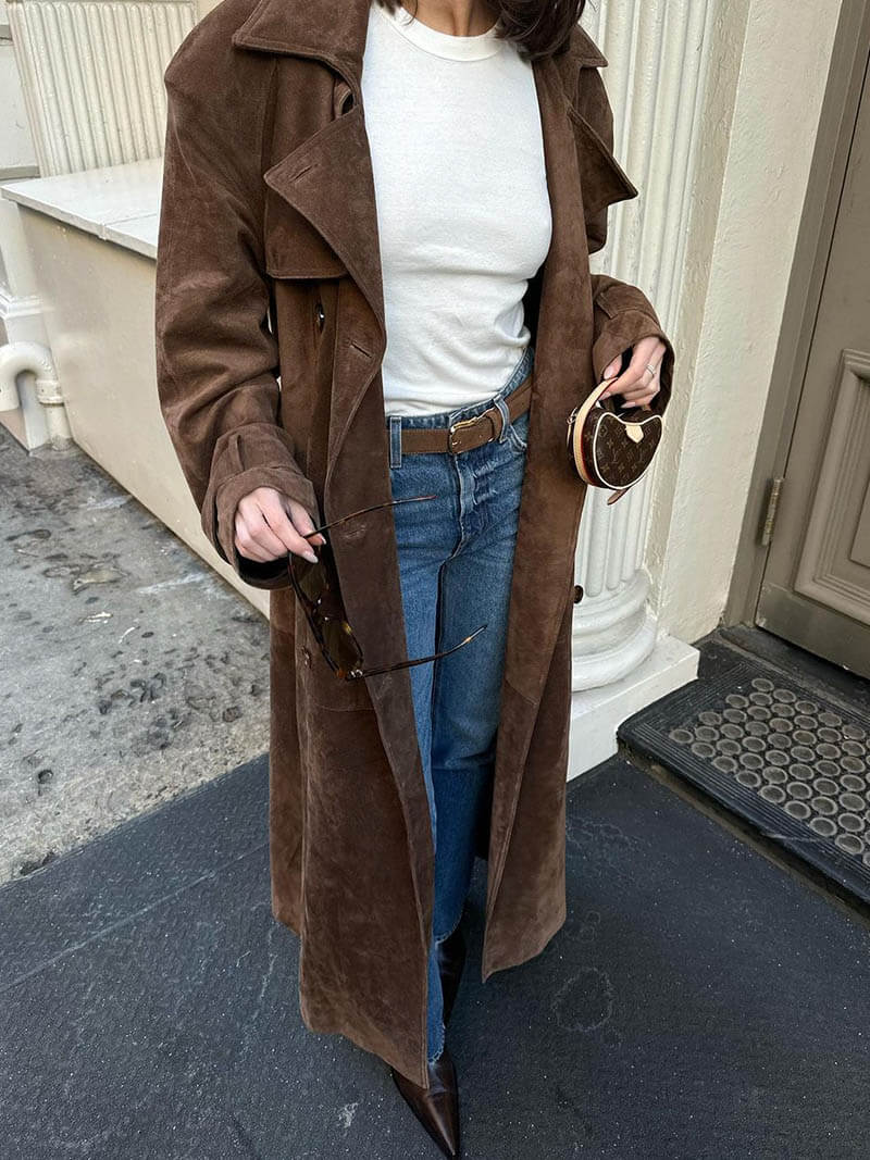 Livia | Silenzio e comfort: lussuoso trench coat 0