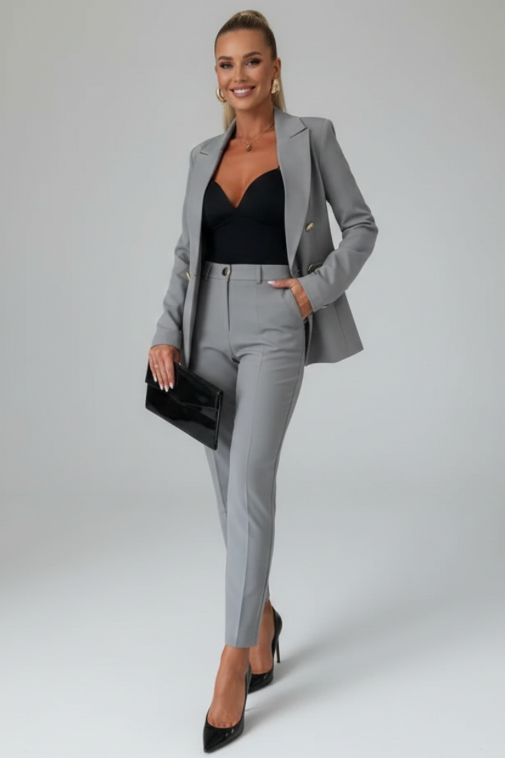 Luna | Elegante Completo Blazer Doppiopetto per Donne Moderne 5