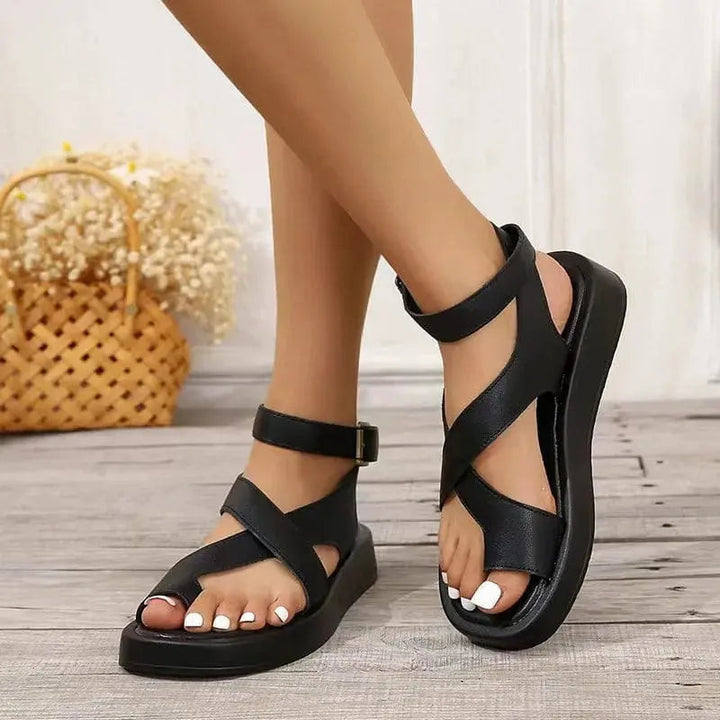 Luna | Eleganti e Comodi Sandali Donna Bassi per l'Estate 1