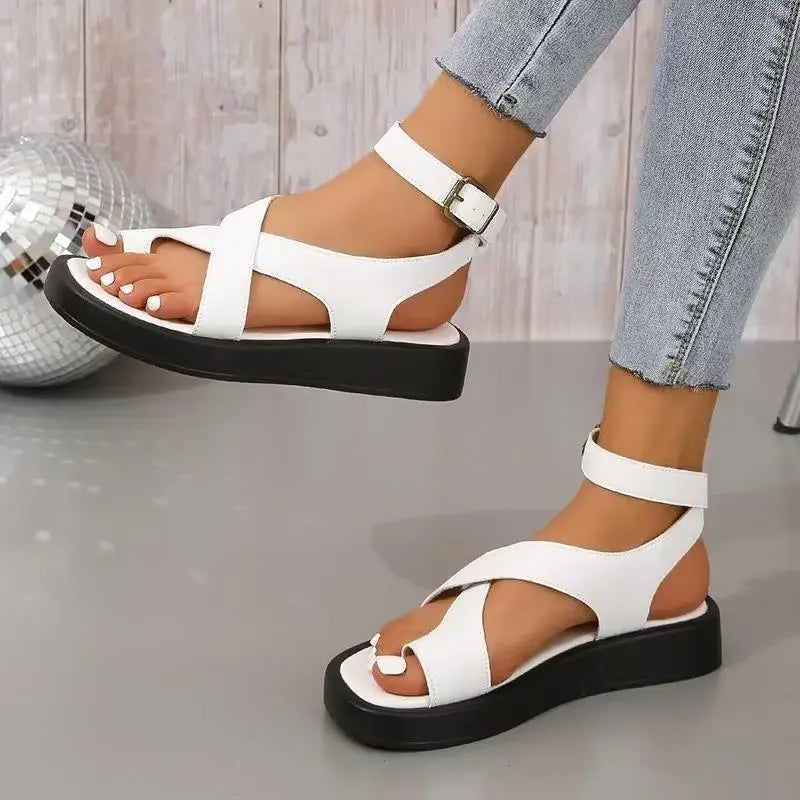 Luna | Eleganti e Comodi Sandali Donna Bassi per l'Estate 7