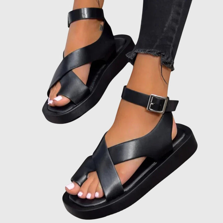 Luna | Eleganti e Comodi Sandali Gladiatore da Donna con Plateau 1
