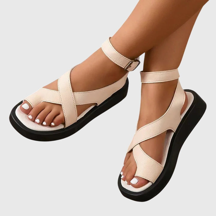 Luna | Eleganti e Comodi Sandali Gladiatore da Donna con Plateau 2