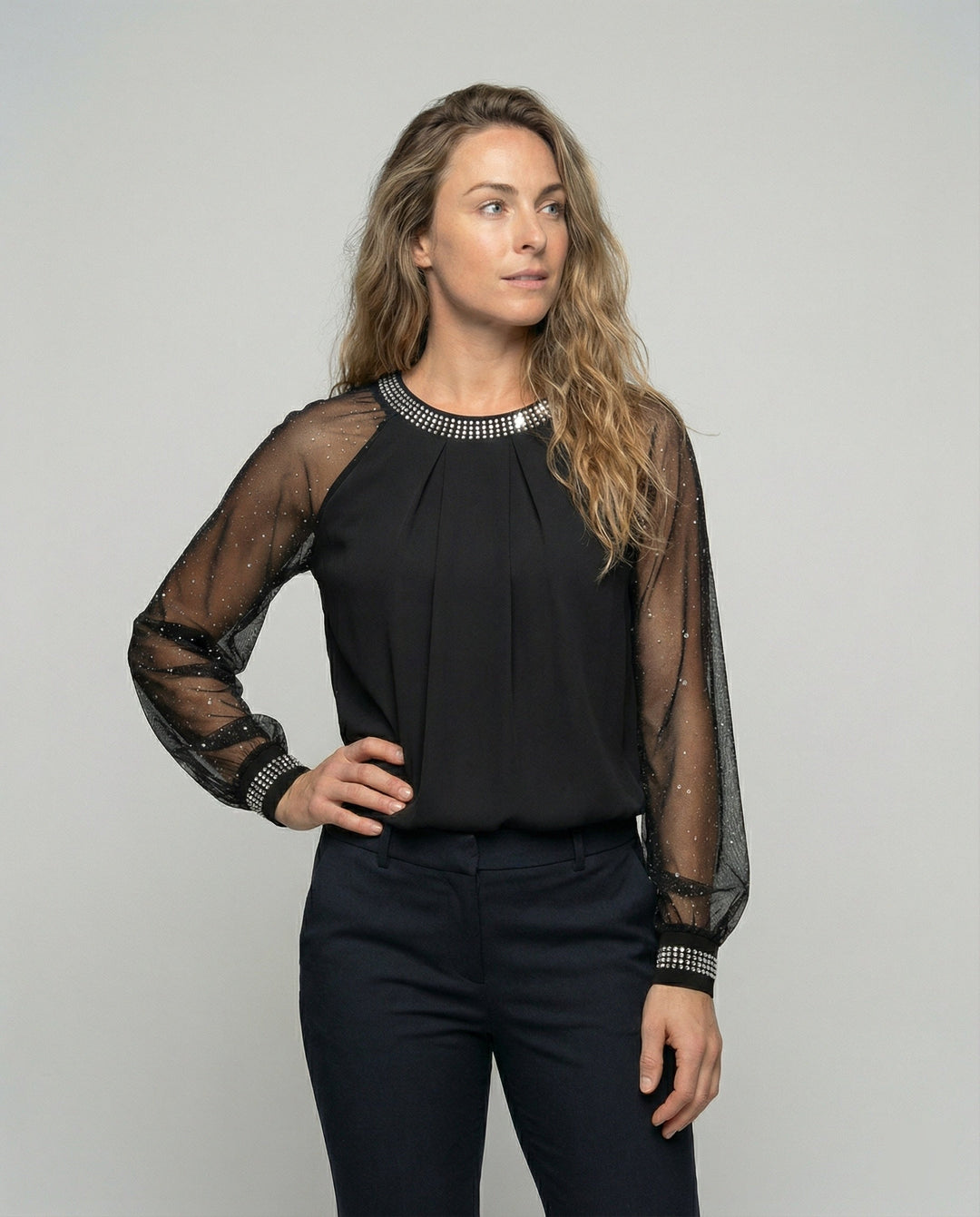 Luna | Top Eleganti da Cerimonia Donna con Maniche Trasparenti e Paillettes 1