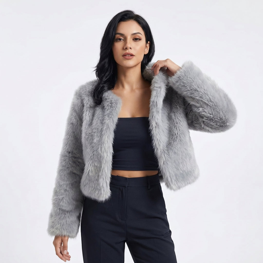 Mia | Cardigan corto da donna in pelliccia sintetica 0
