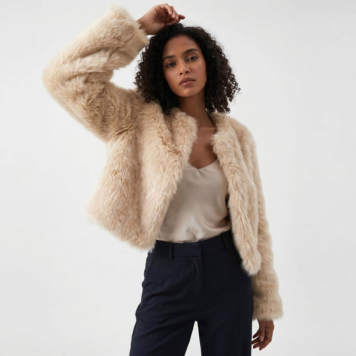 Mia | Cardigan corto da donna in pelliccia sintetica 4